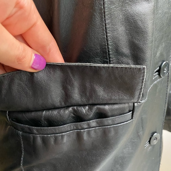90’s GAP leather jacket - Picture 6 of 9
